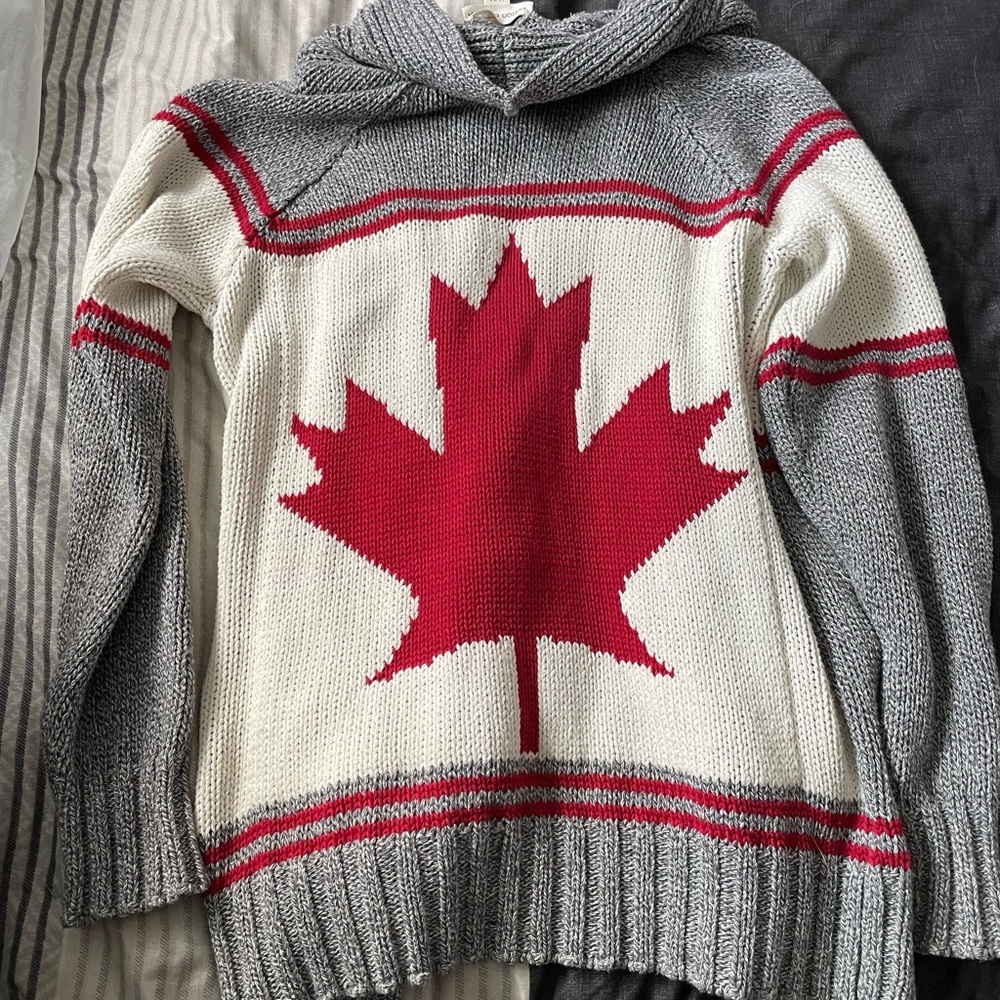 Silver Icing Cotton Country Gray and Red Women's Canadian Cardigan - Picture 3 of 7